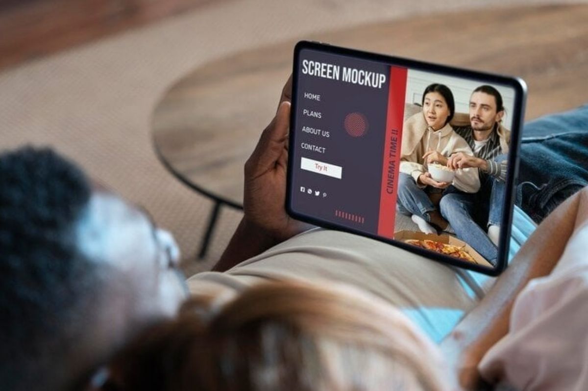  Best IPTV services in Canada with top-quality streaming.