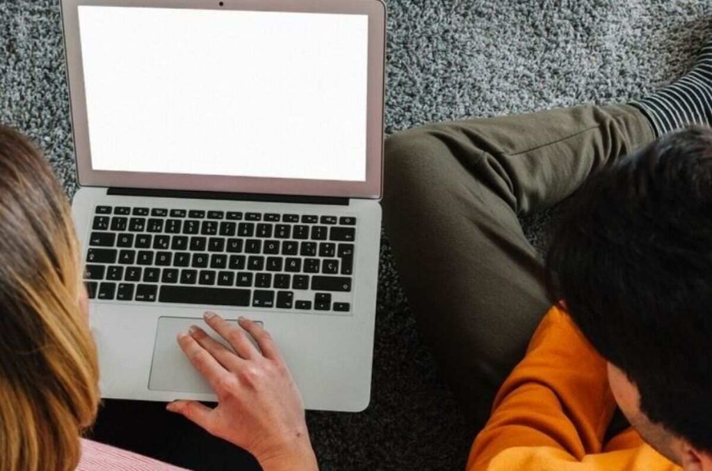 High-quality IPTV service in Canada with diverse channel options.