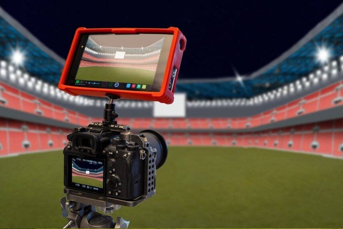 Canada IPTV streaming live TV channels and sports online. 