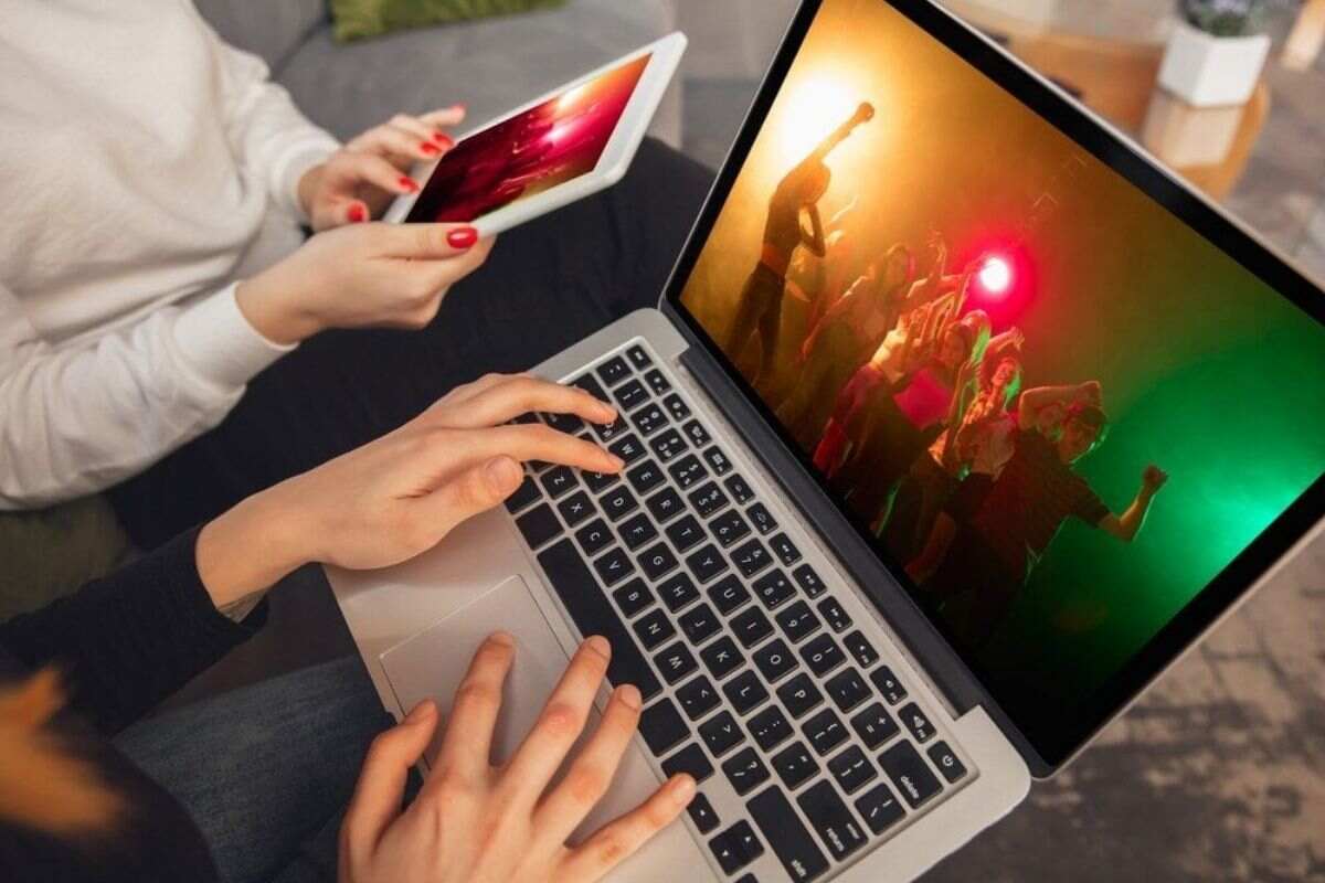 IPTV streaming service in Canada on multiple devices.