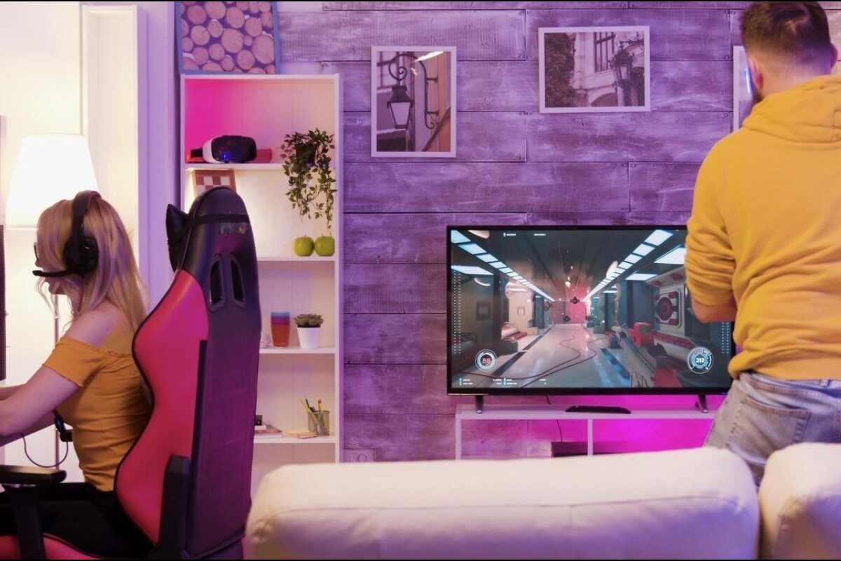 Canadian IPTV services streaming live TV and movies. 